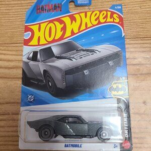 Batmobile Hot Wheels diecast car (NEW)
